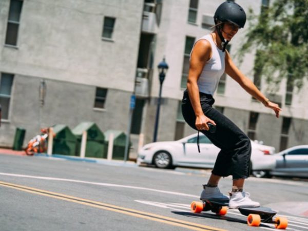 Is an Electric Skateboard Easier to Ride Than a Regular Skateboard?
